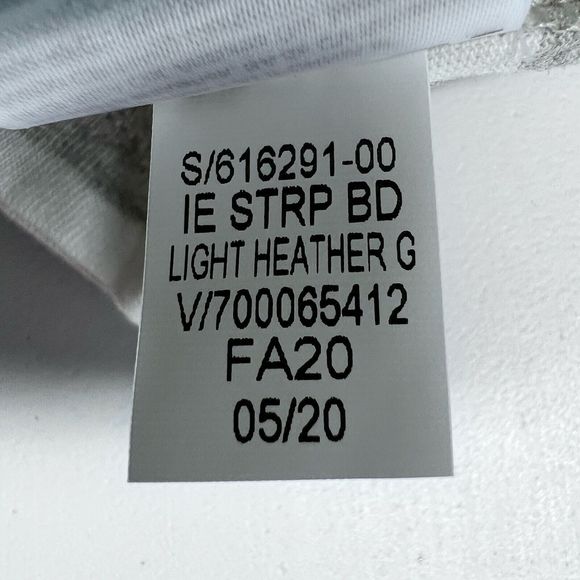 NWT Gap Baby 12 - 18 months Heather Gray White Stripe One piece Bear Embroidery - Picture 11 of 11